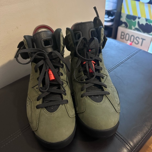 Jordan Retro 6 Travis Scott - Picture 1 of 7